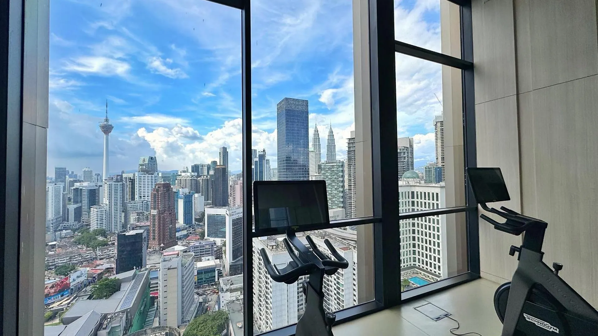 Apartment Axon Bukit Bintang Lovely 1Br Suite With Kl View Kuala Lumpur